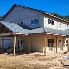 3 Key Reasons to Choose Hardie Board Over Vinyl or Wood
