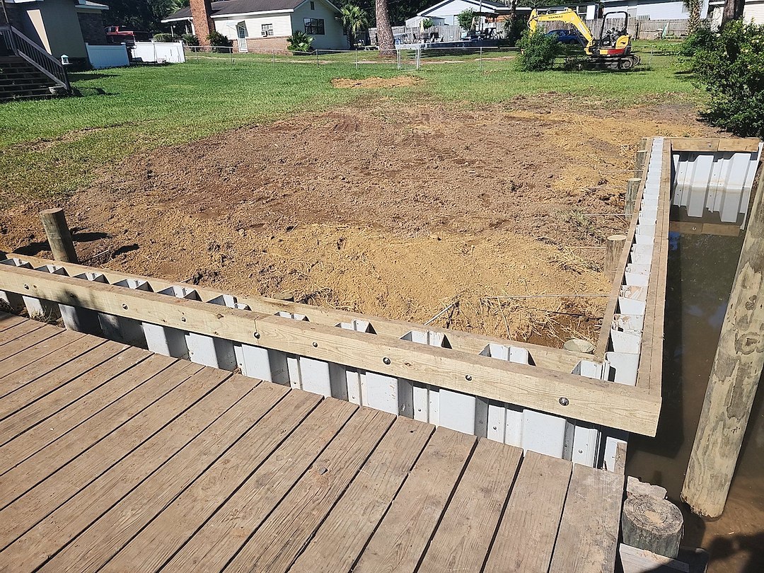 Vinyl Seawall Replacement in Pensacola, FL – Durable Shoreline Protection